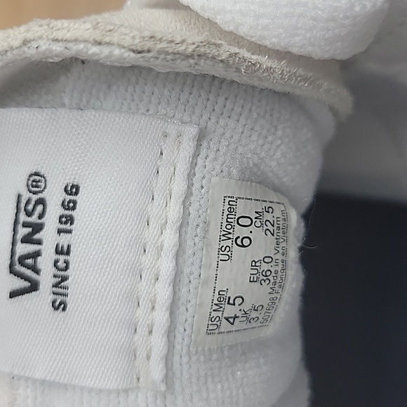 Van's SK8-Hi Brand new in the box no lid authentic uper textile and leather . - Picture 10 of 14